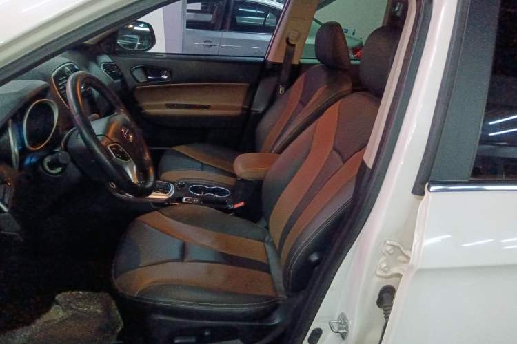 Used GAC Trumpchi GS5 Super 2016 1.8T Automatic All-Wheel-Drive Anniversary Edition Left Front Seat