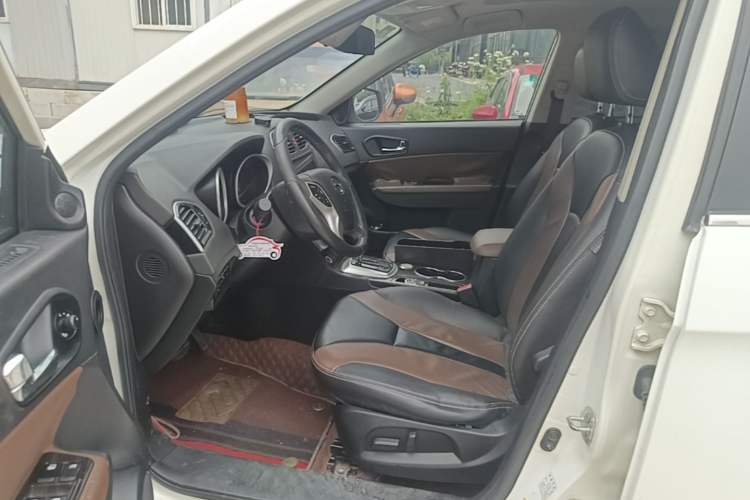 Used GAC Trumpchi GS5 Super 2016 2.0L Automatic Two-Wheel Drive Anniversary Edition Left Front Seat