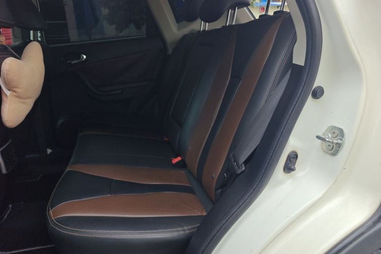 Used GAC Trumpchi GS5 Super 2016 2.0L Automatic Two-Wheel Drive Anniversary Edition Left Rear Seat