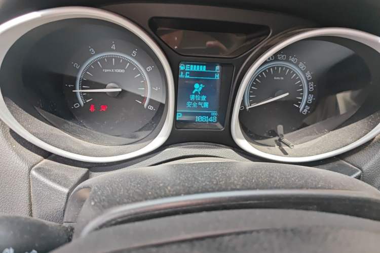 Used GAC Trumpchi GS5 Super 2016 2.0L Automatic Two-Wheel Drive Anniversary Edition Odometer Close Up