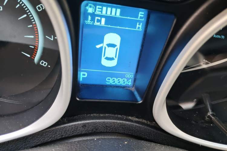 Used GAC Trumpchi GS5 Super 2016 2.0L Automatic Two-Wheel Drive Anniversary Edition Odometer Close Up