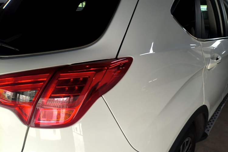 Used GAC Trumpchi GS5 Super 2016 2.0L Automatic Two-Wheel Drive Anniversary Edition Right Rear Taillight
