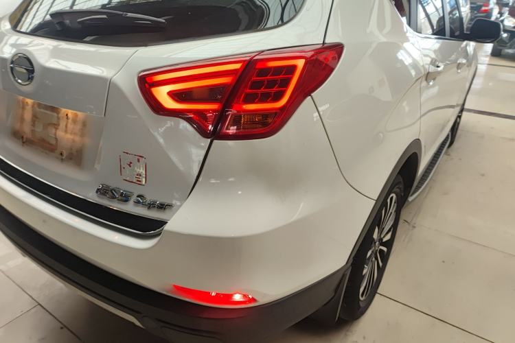 Used GAC Trumpchi GS5 Super 2016 2.0L Automatic Two-Wheel Drive Anniversary Edition Right Rear Taillight