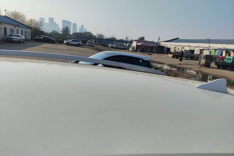 Used GAC Trumpchi GS5 Super 2016 2.0L Manual Two-Wheel Drive Comfort Edition Roof