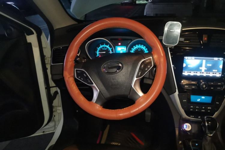 Used GAC Trumpchi GS5 Super 2016 1.8T Automatic Two-Wheel Drive Anniversary Edition Steering Wheel