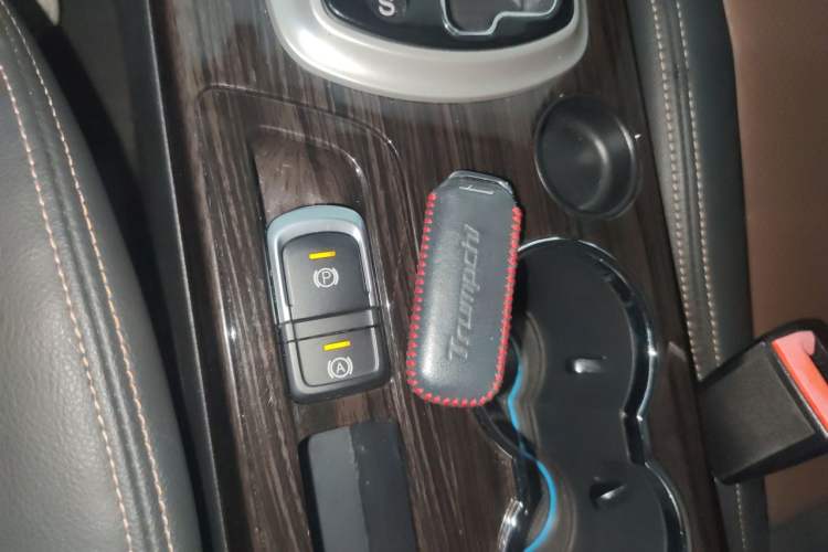 Used GAC Trumpchi GS5 Super 2016 2.0L Automatic Two-Wheel Drive Anniversary Edition Vehicle Key