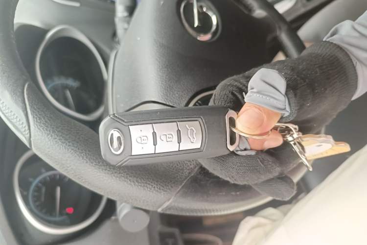 Used GAC Trumpchi GS5 Super 2016 2.0L Automatic Two-Wheel Drive Anniversary Edition Vehicle Key