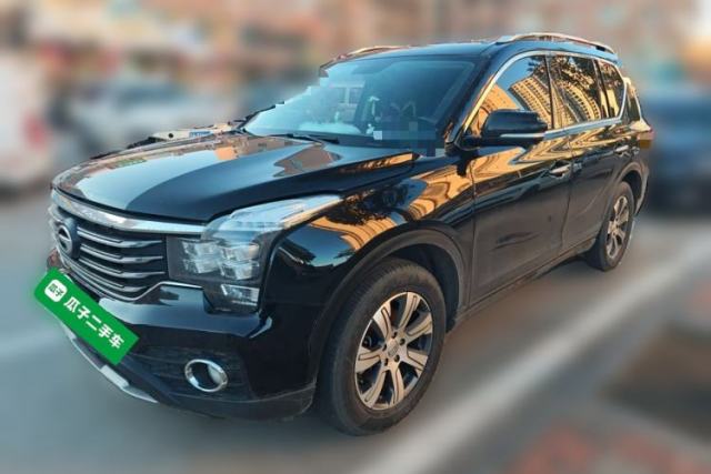 Ojetý GAC Trumpchi GS7 2017 320T Two-Wheel-Drive Luxury Smart Connectivity Model
