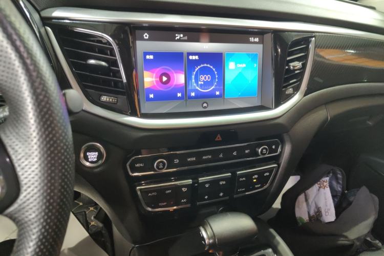 Used GAC Trumpchi GS7 2017 280T Two-Wheel Drive Luxury Model Audio And AC Panel