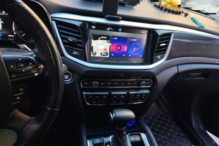 Used GAC Trumpchi GS7 2017 320T Two-Wheel-Drive Luxury Smart Connectivity Model Audio And AC Panel