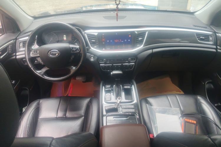 Used GAC Trumpchi GS7 2017 320T Two-Wheel-Drive Luxury Smart Connectivity Model Center Console