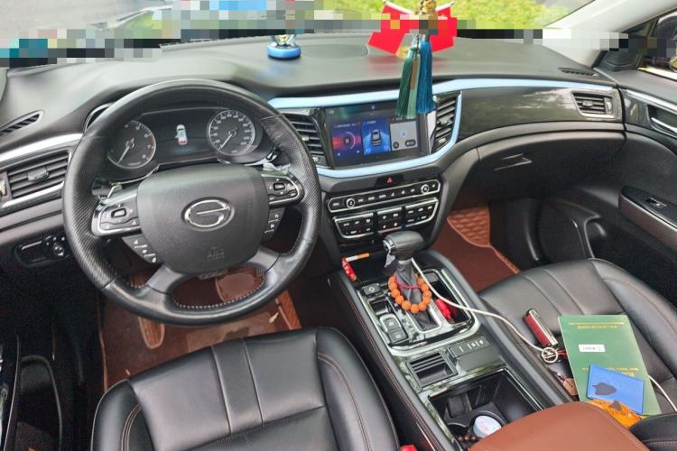 Used GAC Trumpchi GS7 2017 320T Two-Wheel-Drive Luxury Smart Connectivity Model Center Console