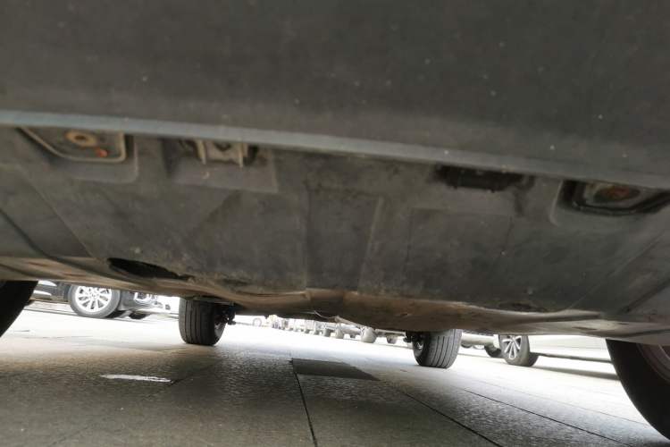 Used GAC Trumpchi GS7 2017 280T Two-Wheel Drive Luxury Model Chassis Front