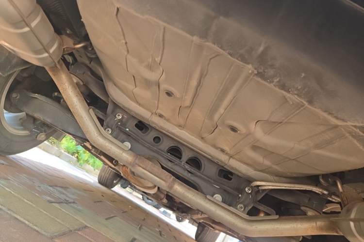 Used GAC Trumpchi GS7 2017 280T Two-Wheel Drive Luxury Model Chassis Rear