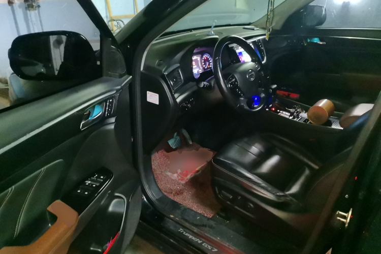 Used GAC Trumpchi GS7 2017 320T Two-Wheel-Drive Luxury Smart Connectivity Model Driver Seat