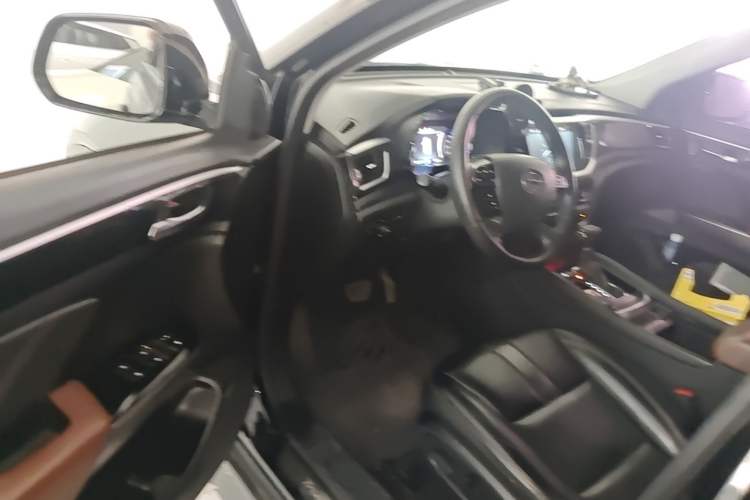 Used GAC Trumpchi GS7 2017 280T Two-Wheel Drive Luxury Model Driver Seat