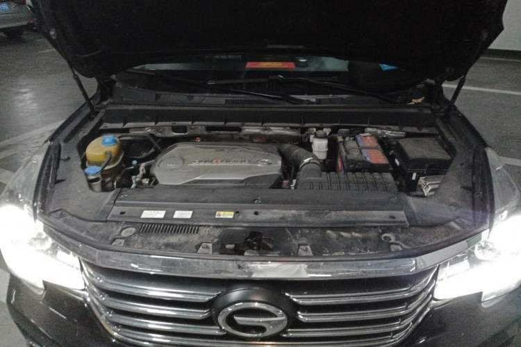 Used GAC Trumpchi GS7 2017 280T Two-Wheel Drive Luxury Model Engine Bay