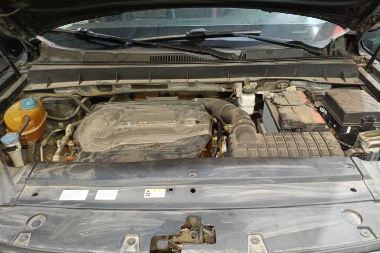 Used GAC Trumpchi GS7 2017 320T Two-Wheel-Drive Luxury Smart Connectivity Model Engine Bay