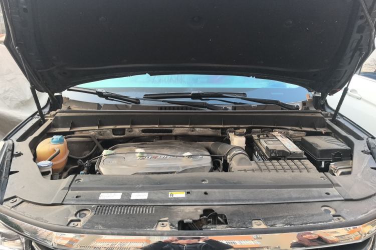 Used GAC Trumpchi GS7 2017 320T Two-Wheel-Drive Luxury Smart Connectivity Model Engine Bay
