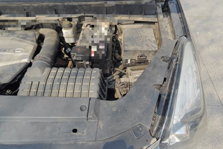 Used GAC Trumpchi GS7 2017 280T Two-Wheel Drive Luxury Model Engine Bay Left