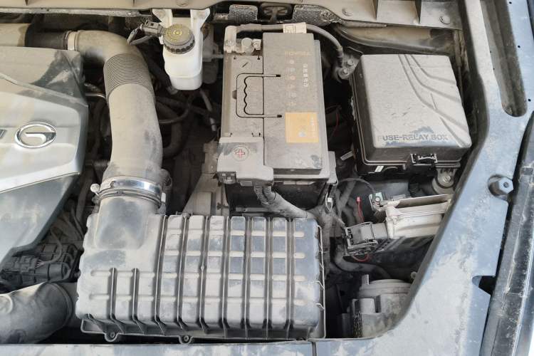Used GAC Trumpchi GS7 2017 280T Two-Wheel Drive Luxury Model Engine Bay Left