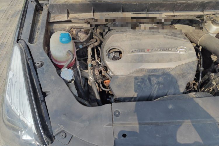 Used GAC Trumpchi GS7 2017 280T Two-Wheel Drive Luxury Model Engine Bay Right