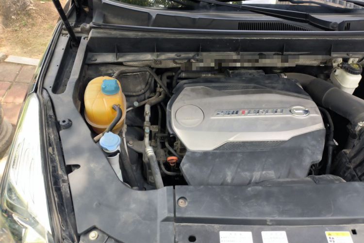 Used GAC Trumpchi GS7 2017 280T Two-Wheel Drive Luxury Model Engine Bay Right