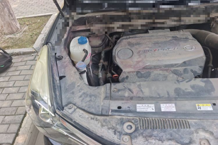 Used GAC Trumpchi GS7 2017 280T Two-Wheel Drive Luxury Model Engine Bay Right