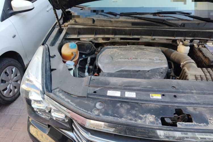 Used GAC Trumpchi GS7 2017 320T Two-Wheel-Drive Luxury Smart Connectivity Model Engine Bay Right