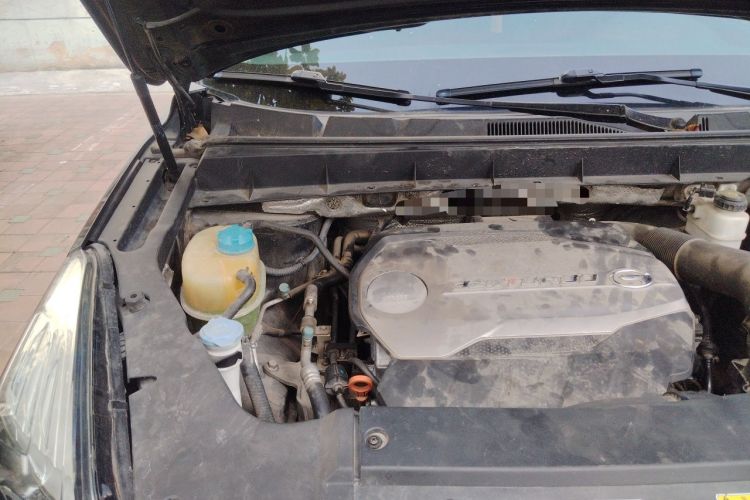 Used GAC Trumpchi GS7 2017 320T Two-Wheel-Drive Luxury Smart Connectivity Model Engine Bay Right