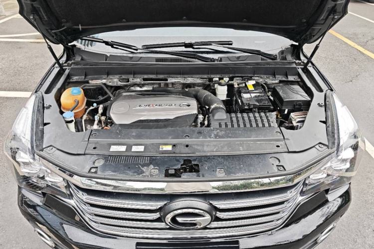 Used GAC Trumpchi GS7 2017 320T Two-Wheel-Drive Luxury Smart Connectivity Model Engine Bay