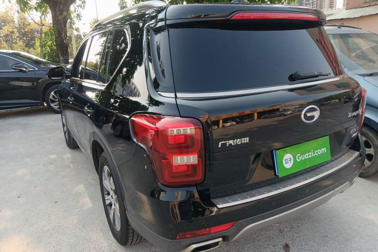 Used GAC Trumpchi GS7 2017 320T Two-Wheel-Drive Luxury Smart Connectivity Model Exterior 2