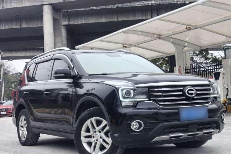Used GAC Trumpchi GS7 2017 280T Two-Wheel Drive Luxury Model Exterior 2