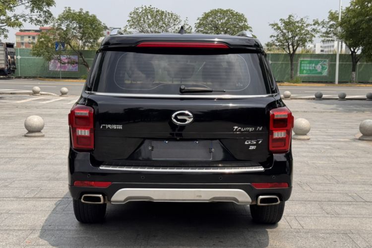 Used GAC Trumpchi GS7 2017 280T Two-Wheel Drive Luxury Model Exterior 2
