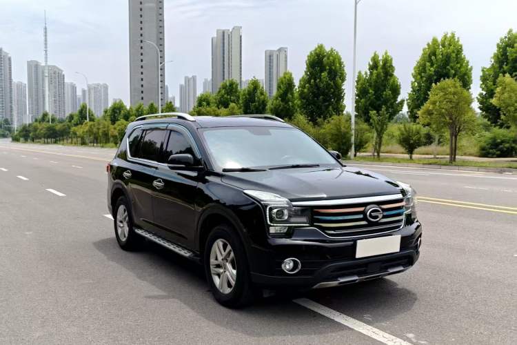 Used GAC Trumpchi GS7 2017 280T Two-Wheel Drive Luxury Model Exterior 3