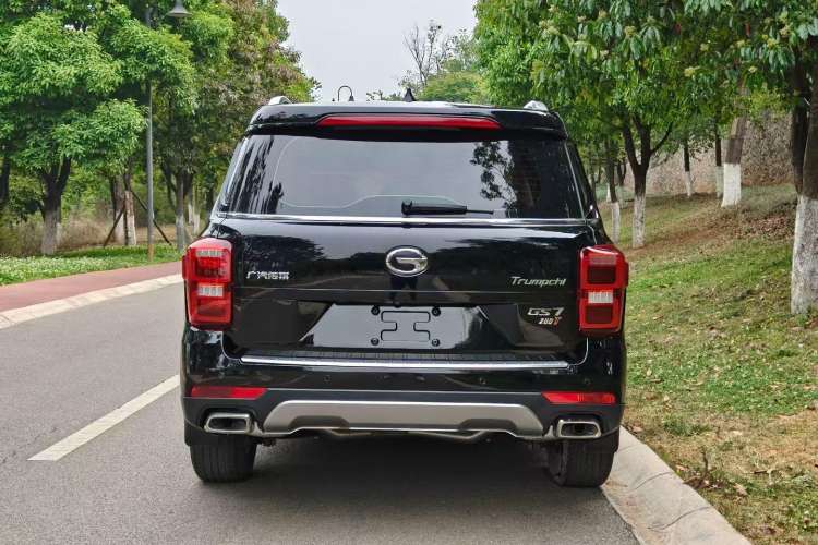 Used GAC Trumpchi GS7 2017 280T Two-Wheel Drive Luxury Model Exterior 4