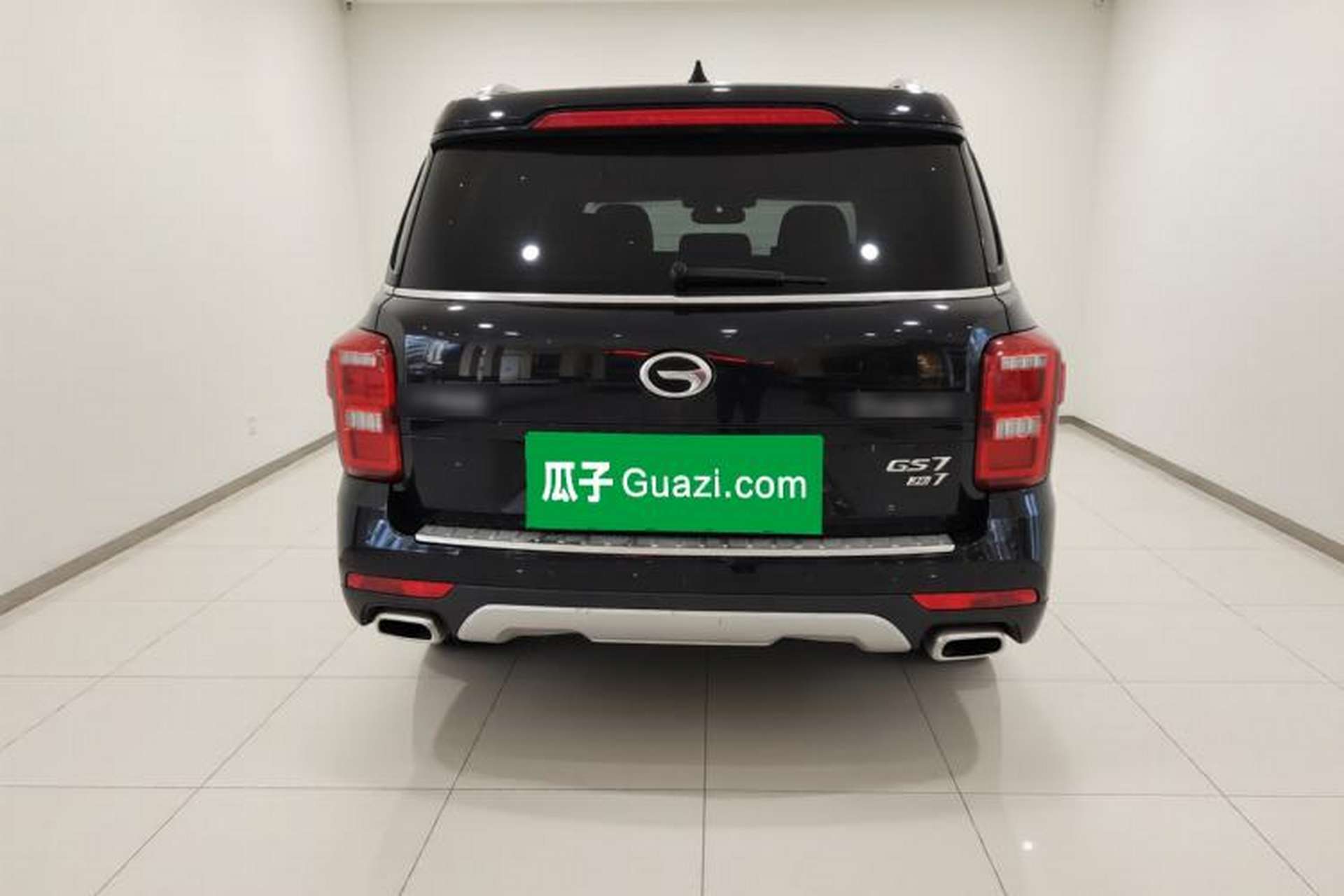 Used GAC Trumpchi GS7 2017 320T Two-Wheel-Drive Luxury Smart Connectivity Model Exterior 4