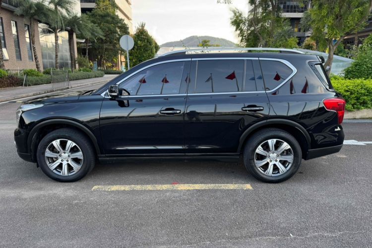Used GAC Trumpchi GS7 2017 320T Two-Wheel-Drive Luxury Smart Connectivity Model Exterior 6
