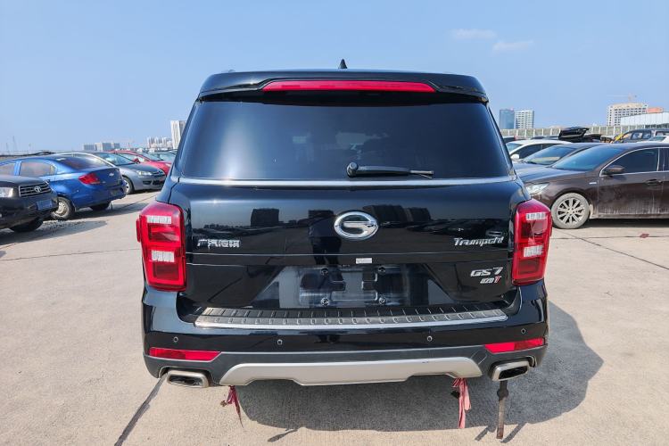 Used GAC Trumpchi GS7 2017 320T Two-Wheel-Drive Luxury Smart Connectivity Model Exterior 8
