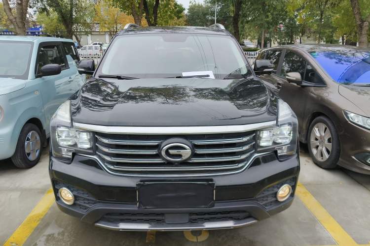 Used GAC Trumpchi GS7 2017 320T Two-Wheel-Drive Luxury Smart Connectivity Model Front