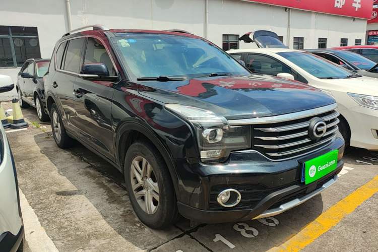 Used GAC Trumpchi GS7 2017 280T Two-Wheel Drive Luxury Model Front Right 45 Deg