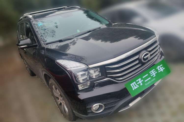 Used GAC Trumpchi GS7 2017 320T Two-Wheel-Drive Luxury Smart Connectivity Model Front Right 45 Deg