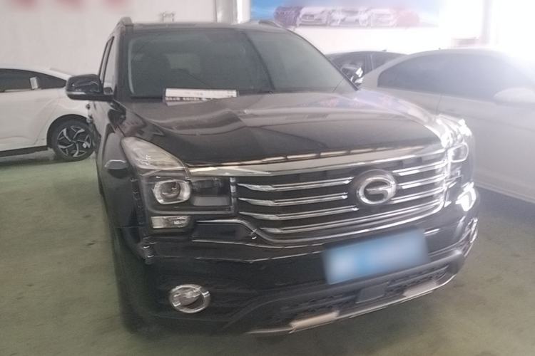 Used GAC Trumpchi GS7 2017 280T Two-Wheel Drive Luxury Model Front Right 45 Deg