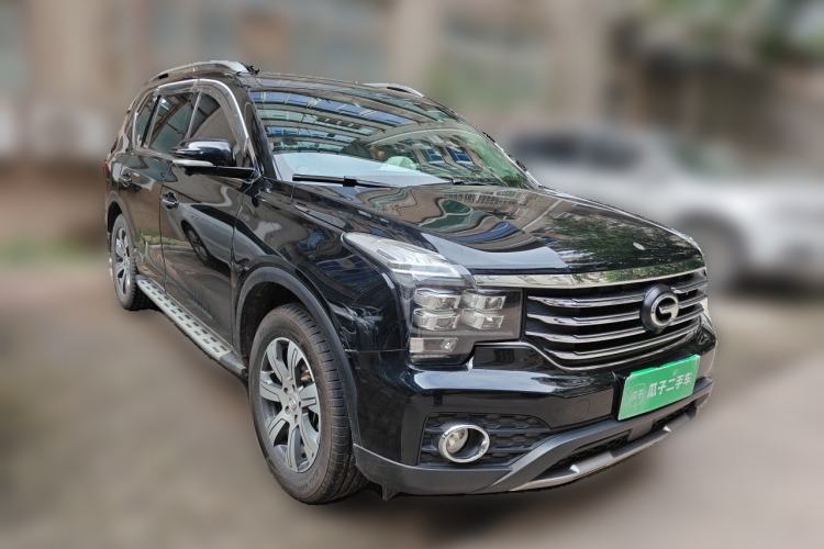 Used GAC Trumpchi GS7 2017 320T Two-Wheel-Drive Luxury Smart Connectivity Model Front Right 45 Deg