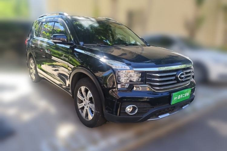 Used GAC Trumpchi GS7 2017 320T Two-Wheel-Drive Luxury Smart Connectivity Model Front Right 45 Deg