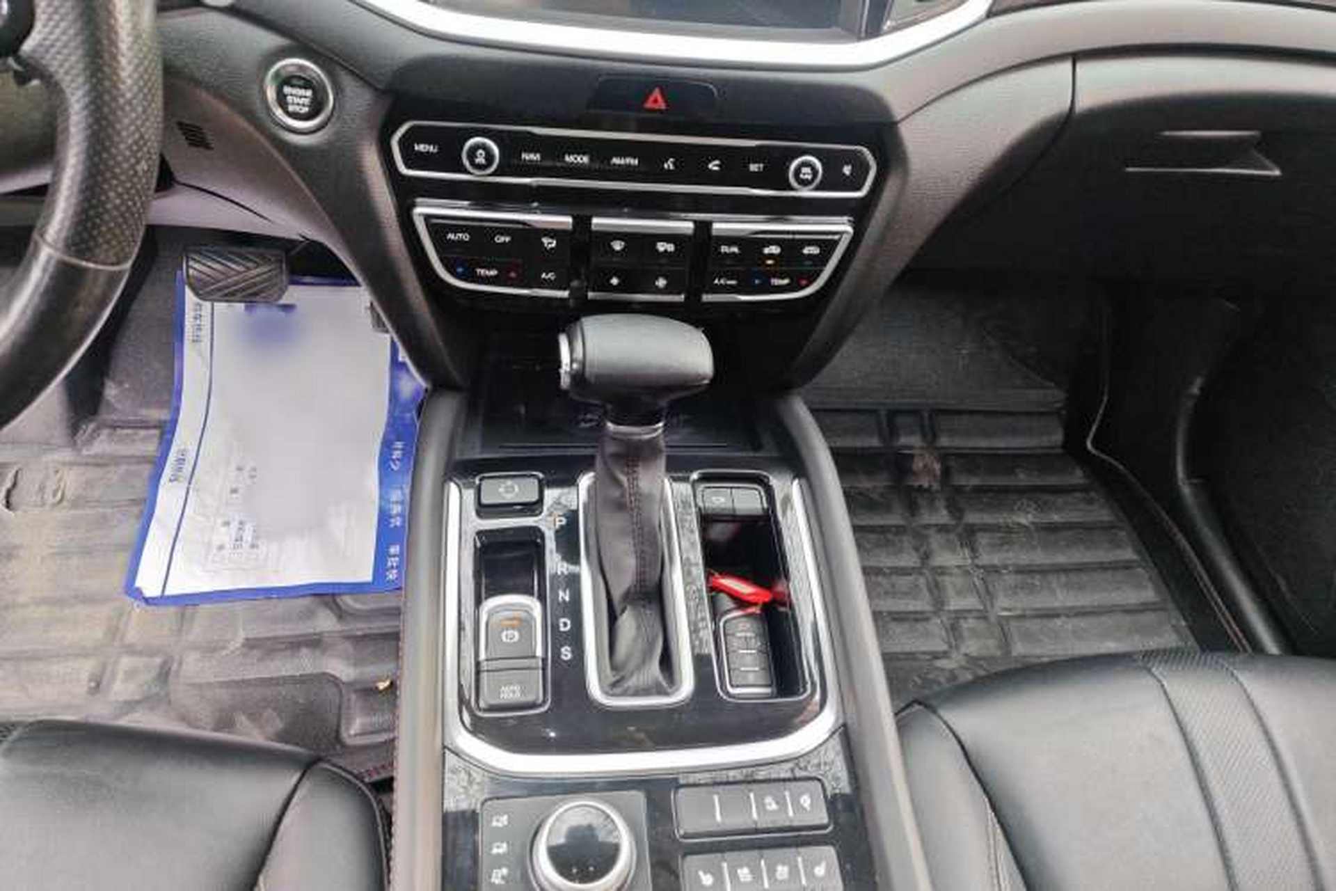 Used GAC Trumpchi GS7 2017 320T Four-Wheel Drive Luxury Smart Connectivity Model Gear Lever