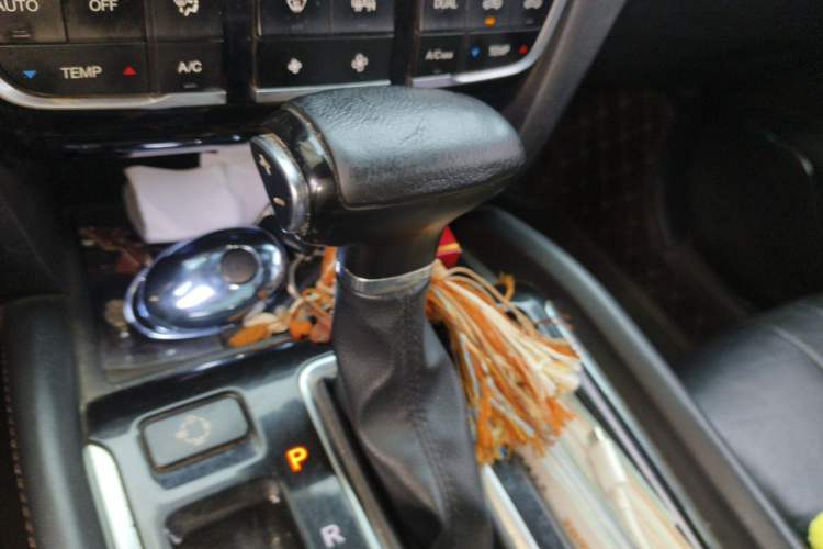 Used GAC Trumpchi GS7 2017 320T Two-Wheel-Drive Luxury Smart Connectivity Model Gear Lever