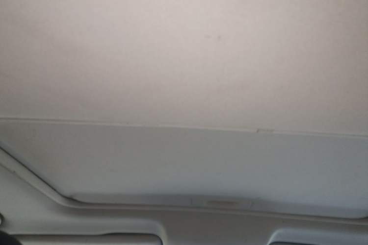 Used GAC Trumpchi GS7 2017 280T Two-Wheel Drive Luxury Model Headliner