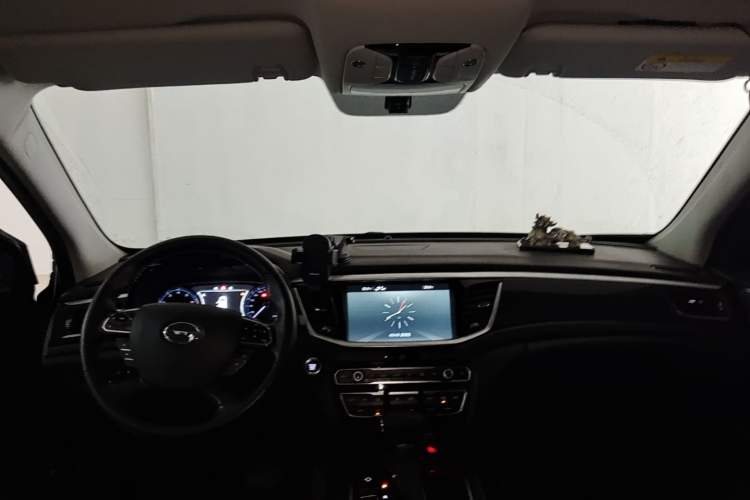 Used GAC Trumpchi GS7 2017 280T Two-Wheel Drive Luxury Model Headliner