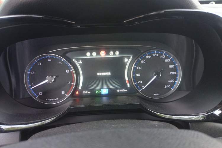 Used GAC Trumpchi GS7 2017 320T Two-Wheel-Drive Luxury Smart Connectivity Model Instrument Cluster